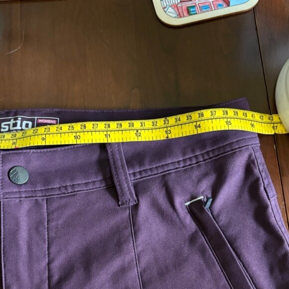 Stio Women's Straight Leg Active Wear Pants w Zippered Pockets in Maroon - Picture 9 of 10